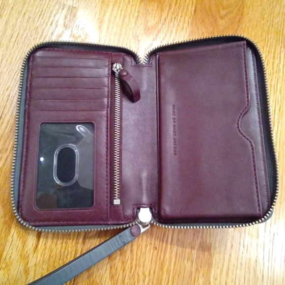 Marc By Marc Jacobs Standard Supply Blush Wristlet - Picture 4 of 7